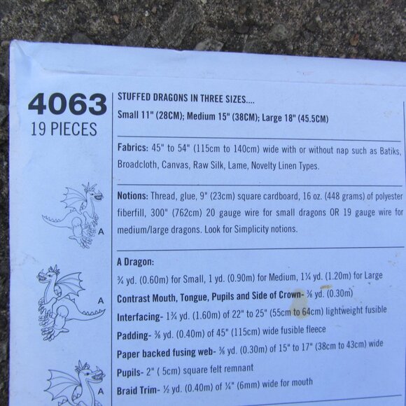 simplicity 4063 sewing pattern 2006 stuffed dragons (CL96) - Picture 6 of 10